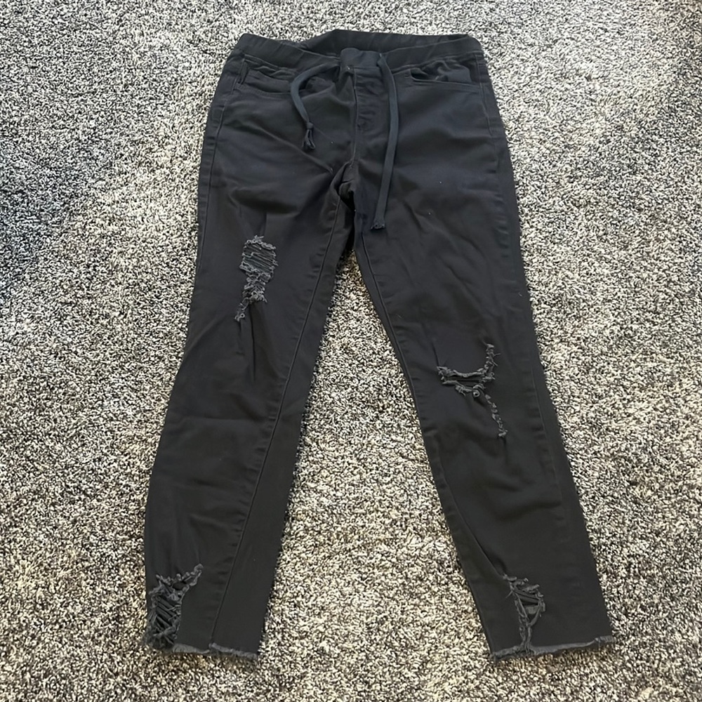 black/grey jeans